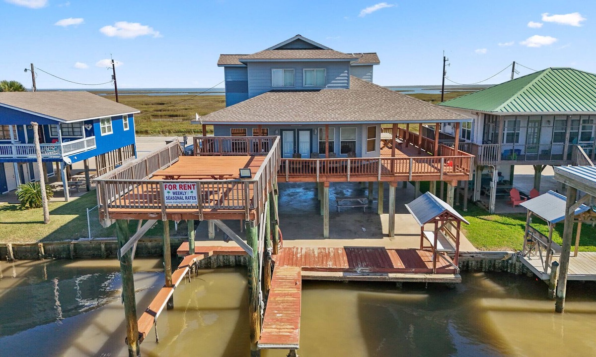 Matagorda House | Riverside Retreat in Matagorda, TX