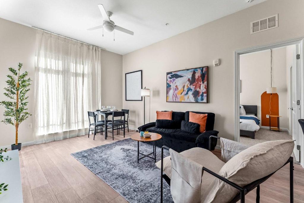 Florida Center Apartment | Riviere 2BR Apartment Pet Friendly Oasis Sleeps 6 Close to Epic Universe Pool & Gym