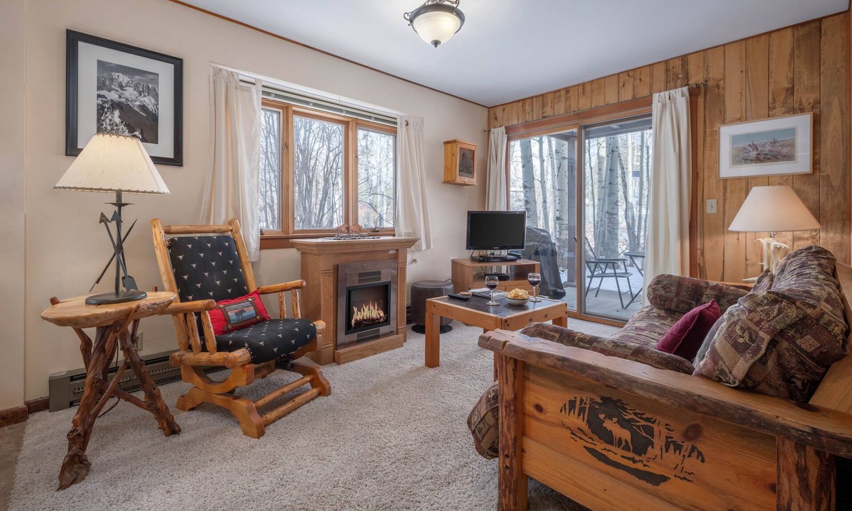 Moose Wilson Road Condo | RMR: Sagebrush 1311 Condo in The Aspens/Wilson,WY