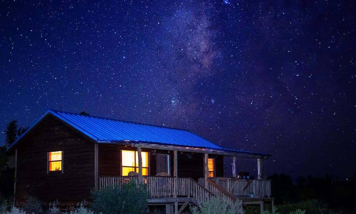Fredericksburg Cabin | Rocky Ridge Cedar Cabin With Hot Tub & Amazing Views