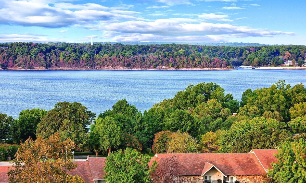 Afton Resort | Romantic evening cruise!
