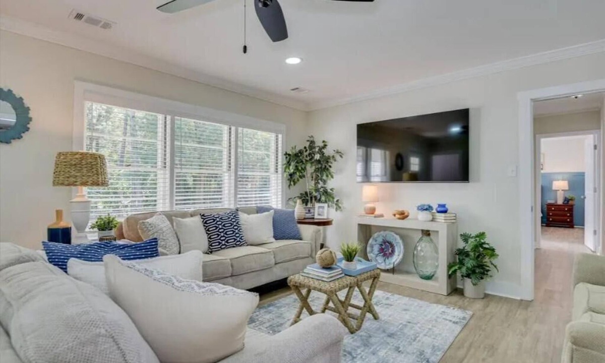 North Augusta Cottage | Roomy Cozy Cottage near the City