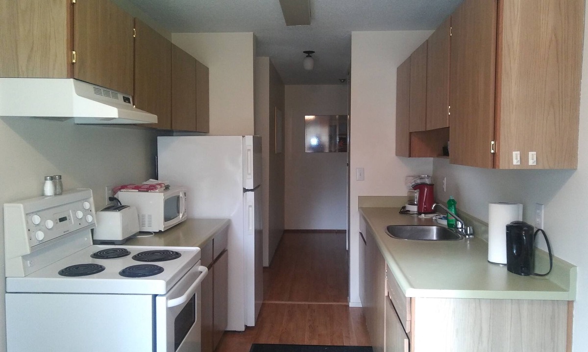 Duncan Condo | Rosedale Manor