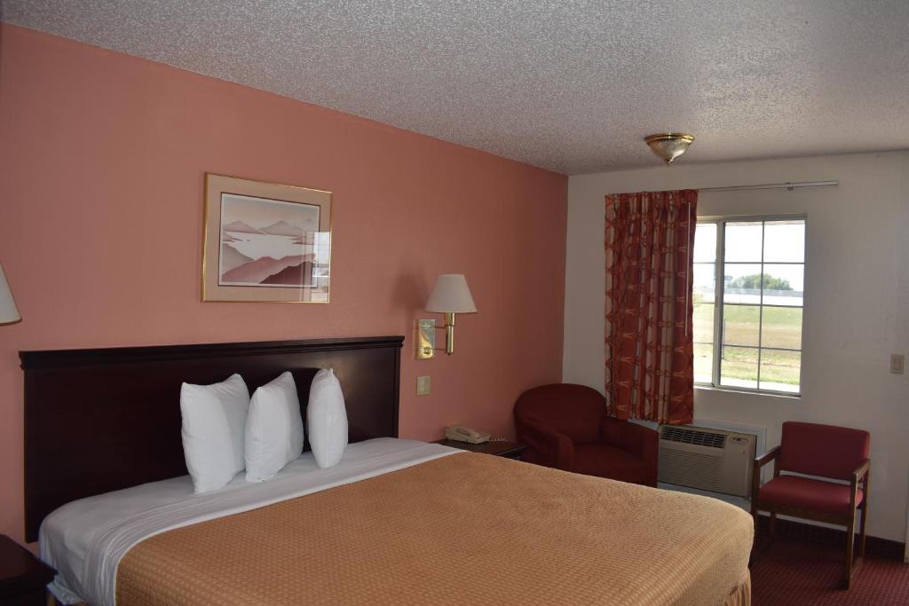 Springdale Hotel | Royal Inn