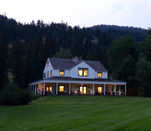 Livingston House | Sanctuary at Crow Hollow Ranch