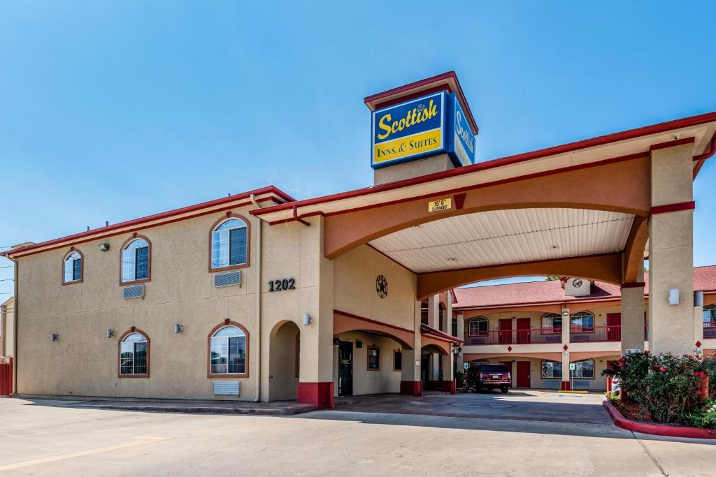 Aldine Hotel | Scottish Inns & Suites IAH Airport-Beltway 8