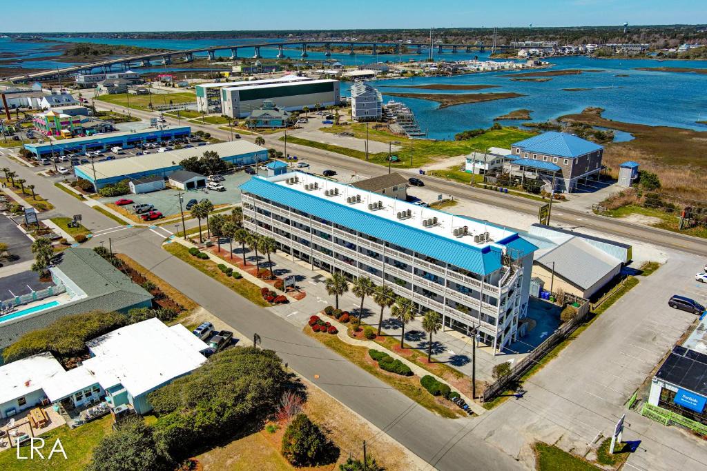 Surf City House | Sea Coast Suites 15