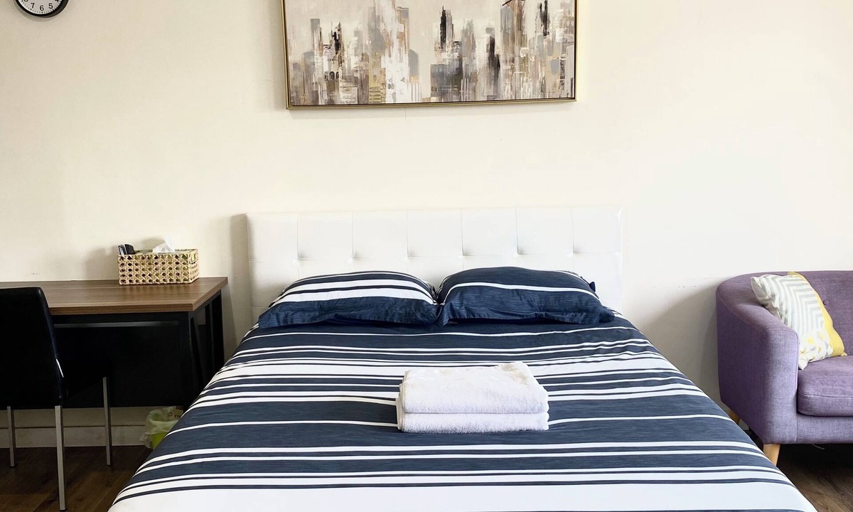 Monterey Park House | Separate Private Access Big Master Suite