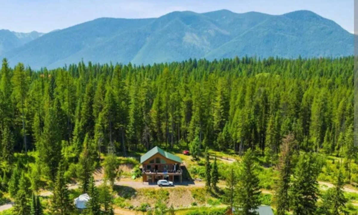 Coram House | Seville Lane Retreat – Cozy 3 Bedroom Home Near Glacier National Park