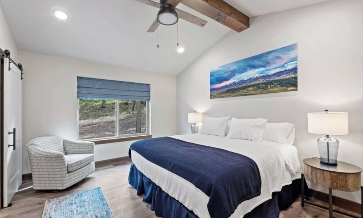 Seeley Lake House | Silvertip Trailhead 2 A newly built home awaits