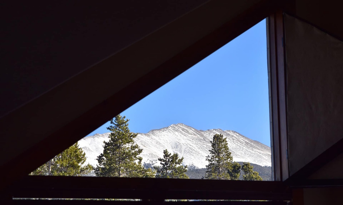 Street Station Breckenridge | Four O'Clock