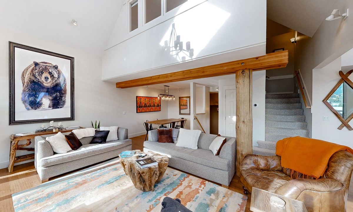 Saddle Ridge House | Ski-in/ski-out townhome w/private hot tub, WiFi, W/D
