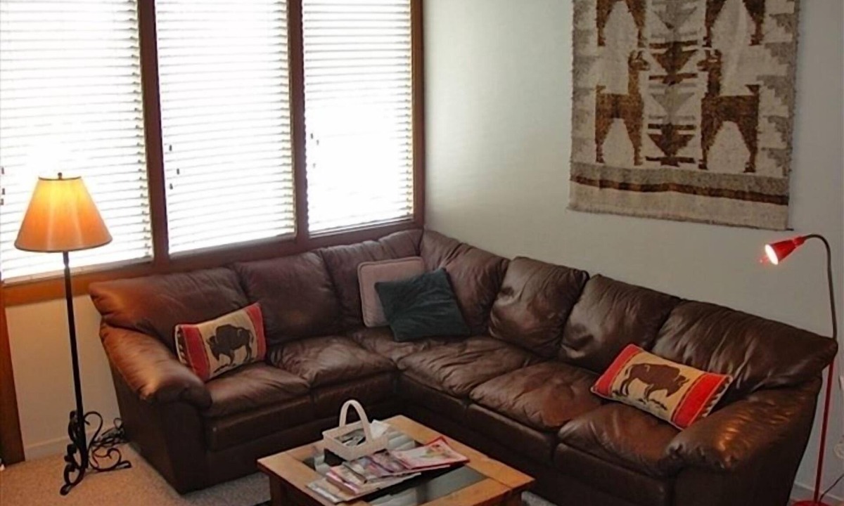 North Park City Condo | Ski The Greatest Snow on Earth.