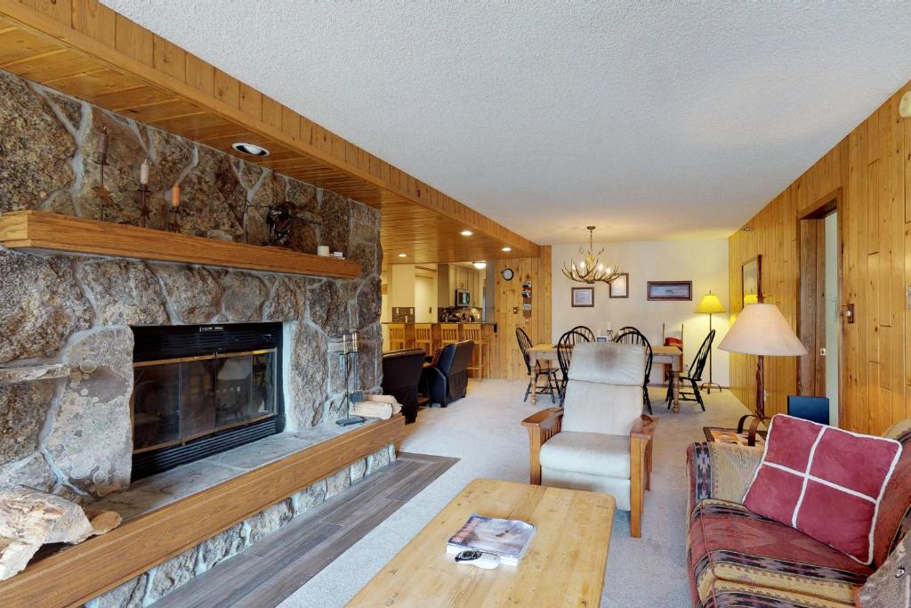 Big Sky Apartment | Skycrest