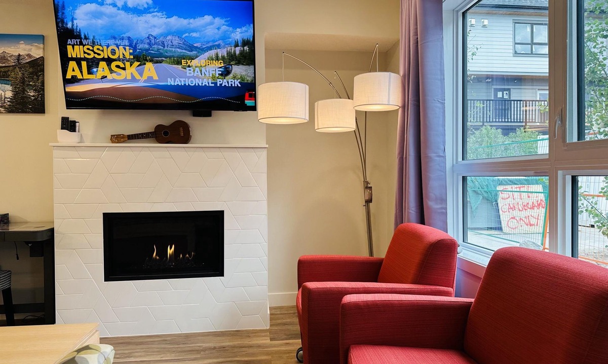 Canmore Villa | Skyline Getaway Mountain Views Pool Hot Tub