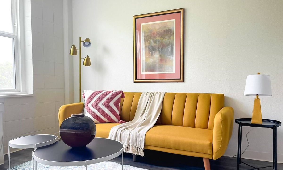 Mount Auburn Apartment | Sleepover: Vivid 1BD/1BA + Gym - Downtown Cincinnati