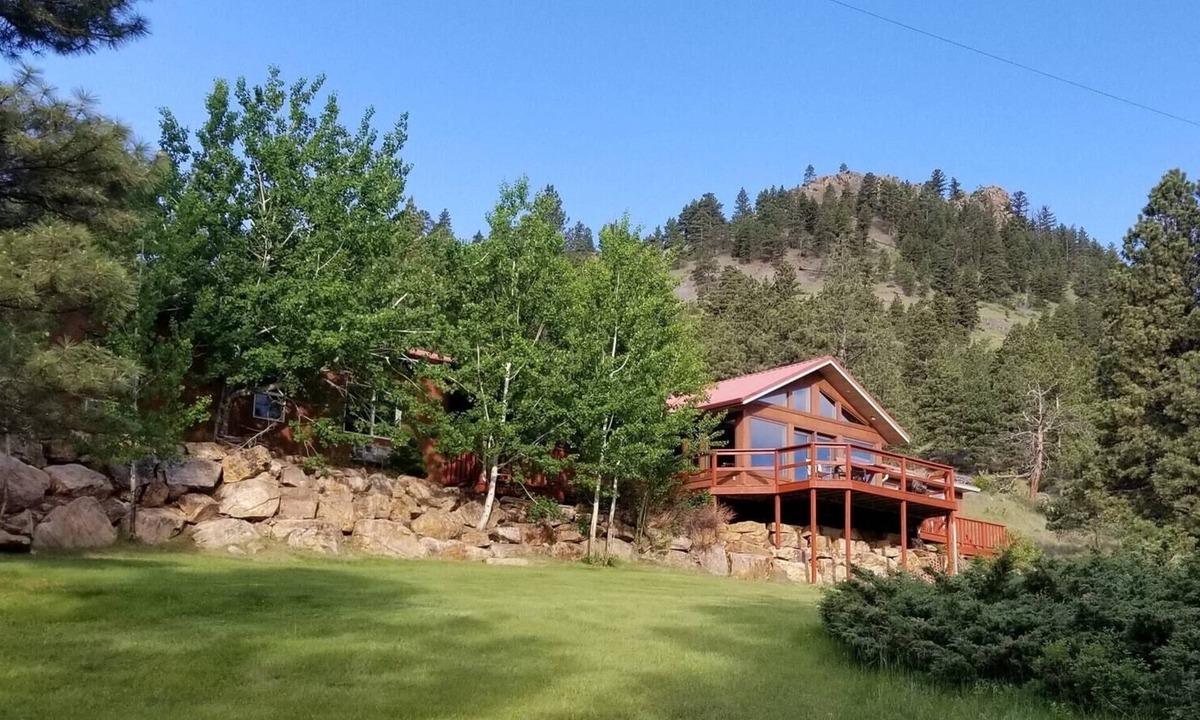 Wolf Creek House | Sleeps 15-16 Montana's Wolf Creek Lodge