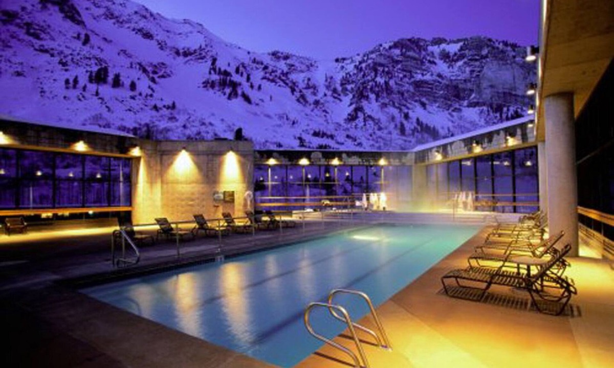 Salt Lake Mountain Resorts Condo | Snowbird Cliff Club New Years week 3 rooms sleeps 10