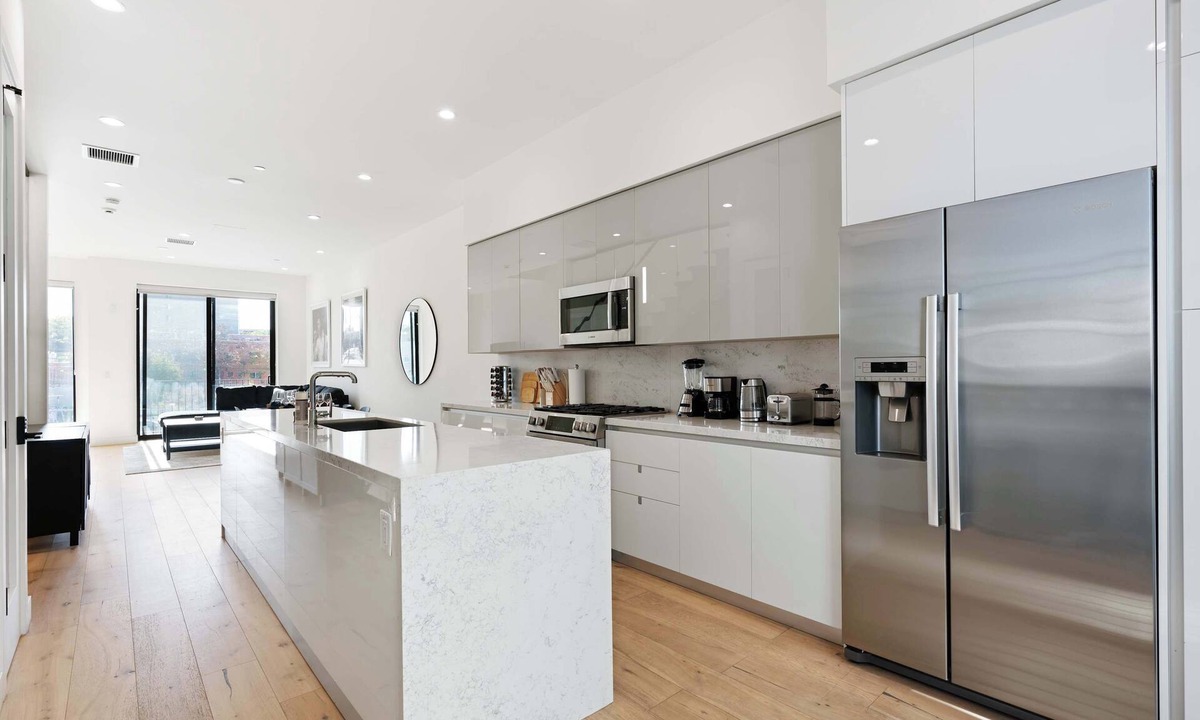 Downtown Los Angeles House | SoHo by Colby & Conrad