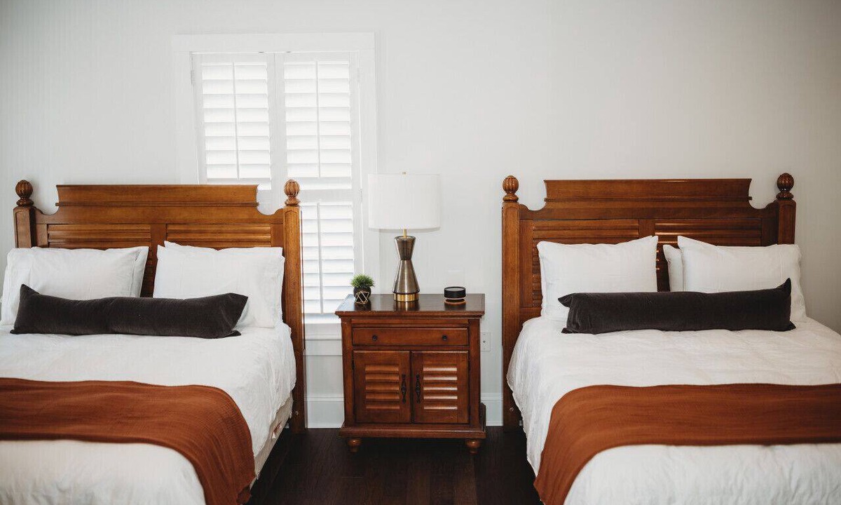 Downtown Hotel | Southern Pines The Jefferson Inn Standard 2-Queen Room