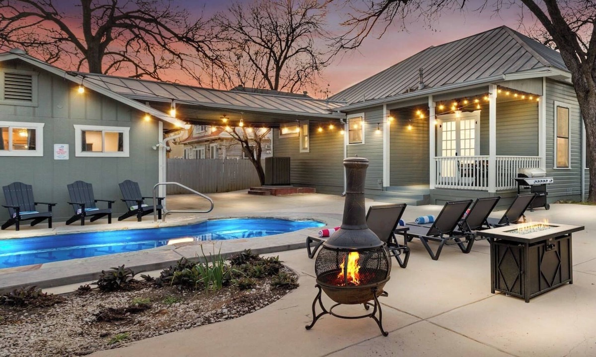 Southtown House | Southtown Charm: Pool, Arcade, Casita, King Beds