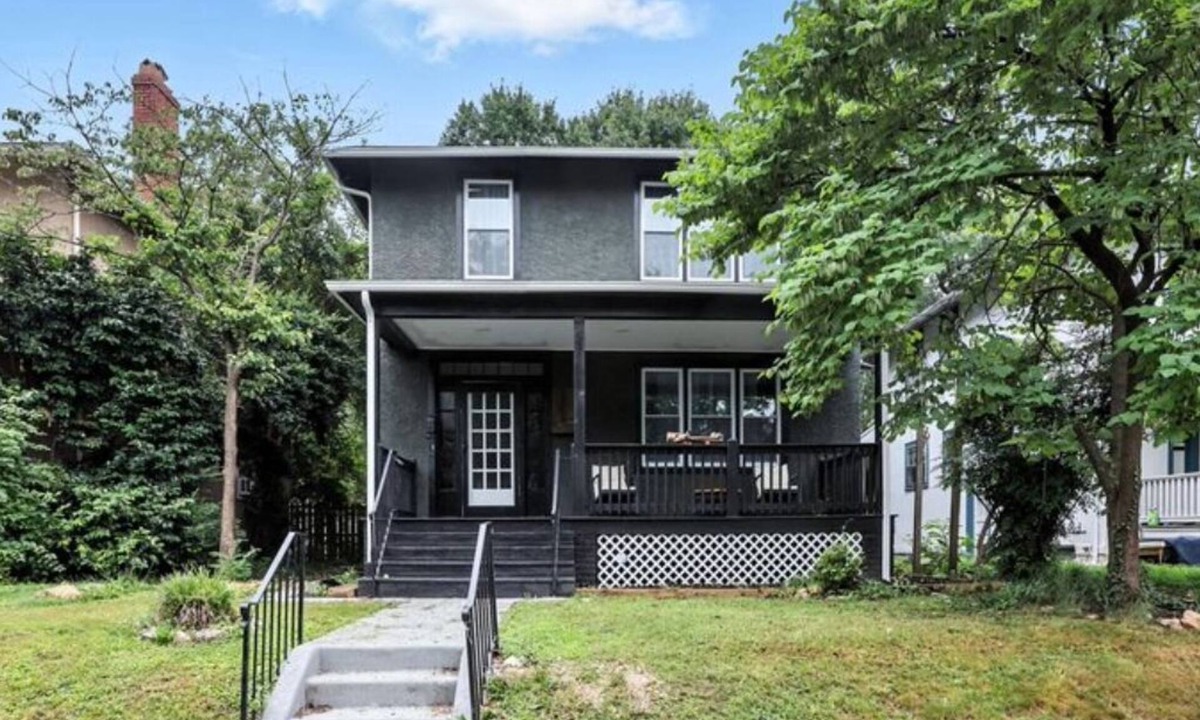 Bellevue House | Spacious 5-bedroom house in Richmond with AC, WiFi - Perfect for Groups