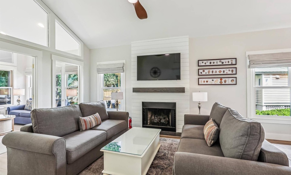 South Beach House | Spacious Home w/a Walk to Ocean & South Beach Marina!