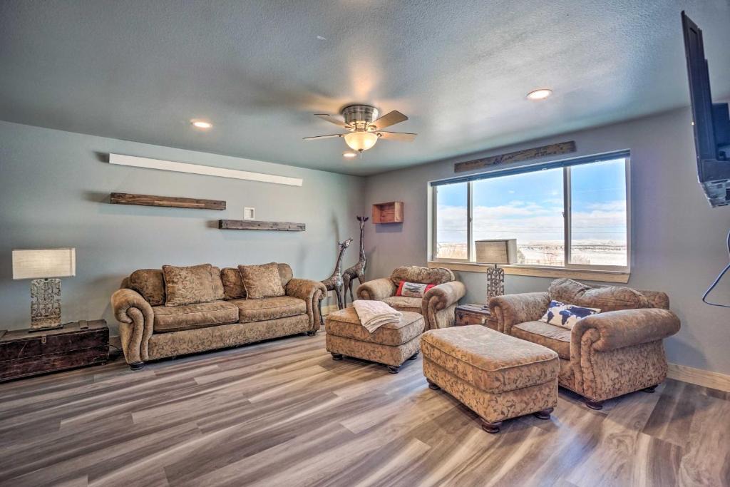 Saratoga Apartment | Spacious Saratoga Condo with Mountain Views!
