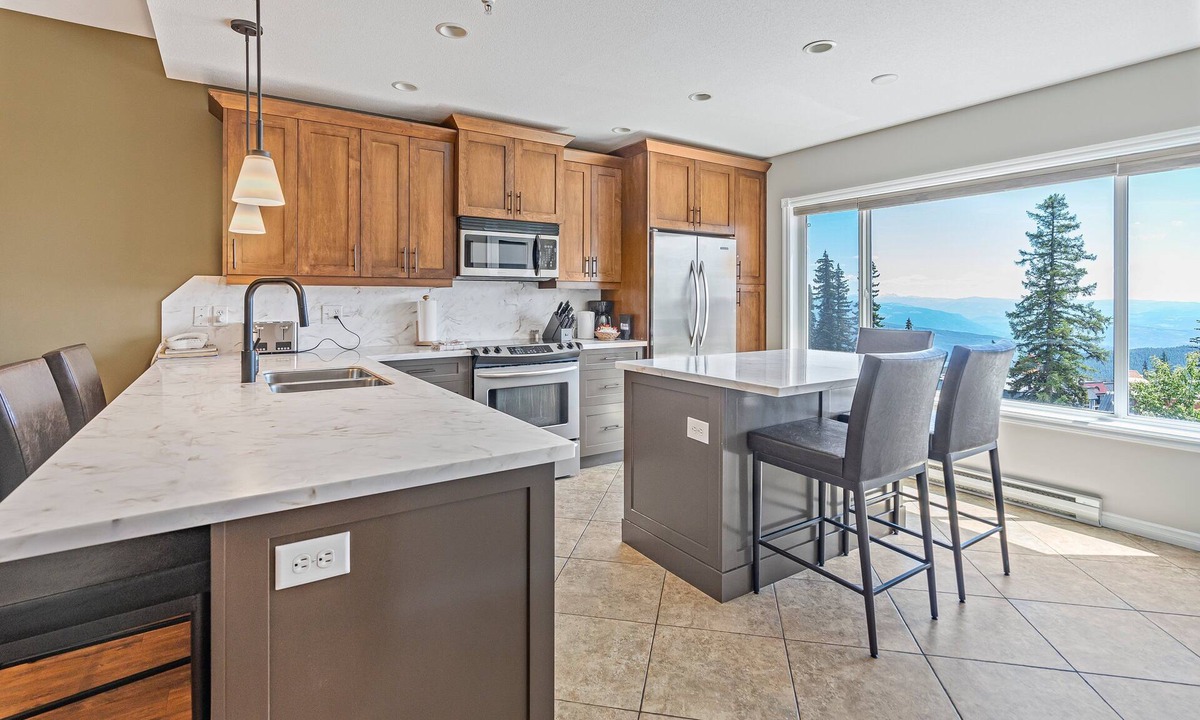 Silver Star Mountain Hotel | Spacious Townhome - Great for bigger groups!