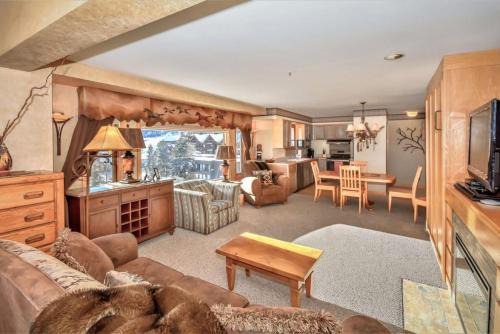 Big Sky House | Spectacular Views, Pool, Hot Tub, Mountain Village