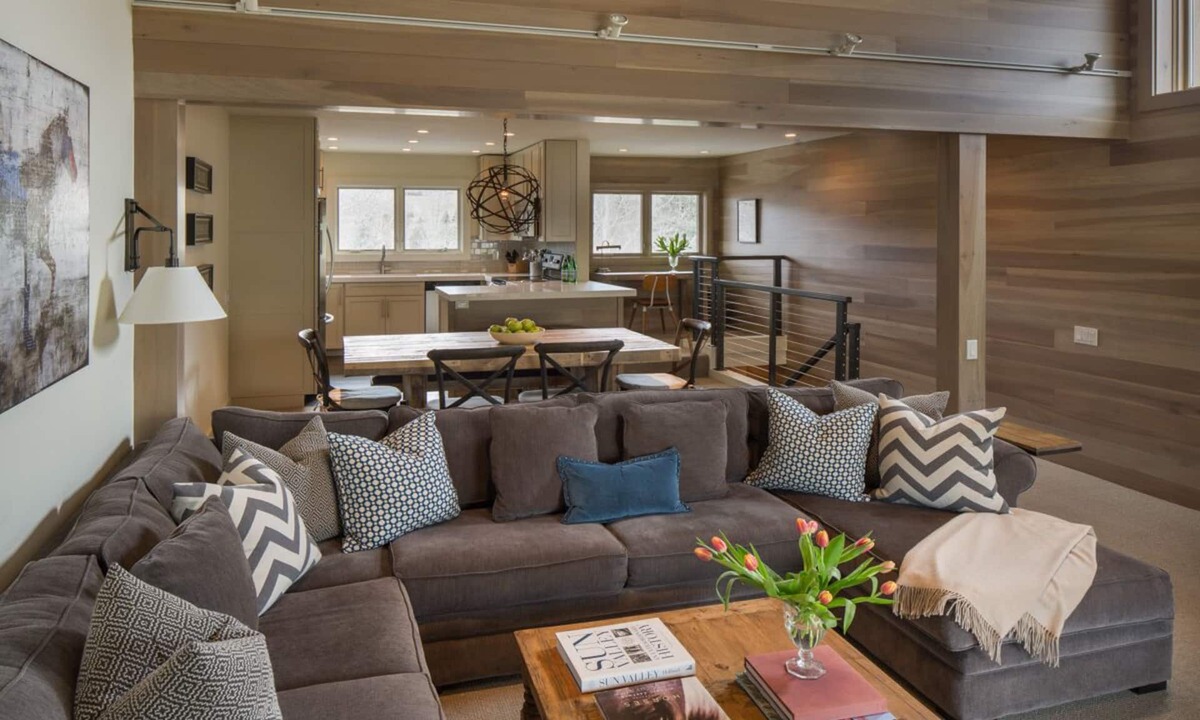 Elkhorn Village Condo | Spend Summer in Sun Valley! Remodeled Elkhorn Condo Situated on the Golf Course