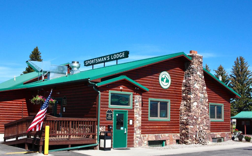 Ennis Hotel | Sportsman's Lodge