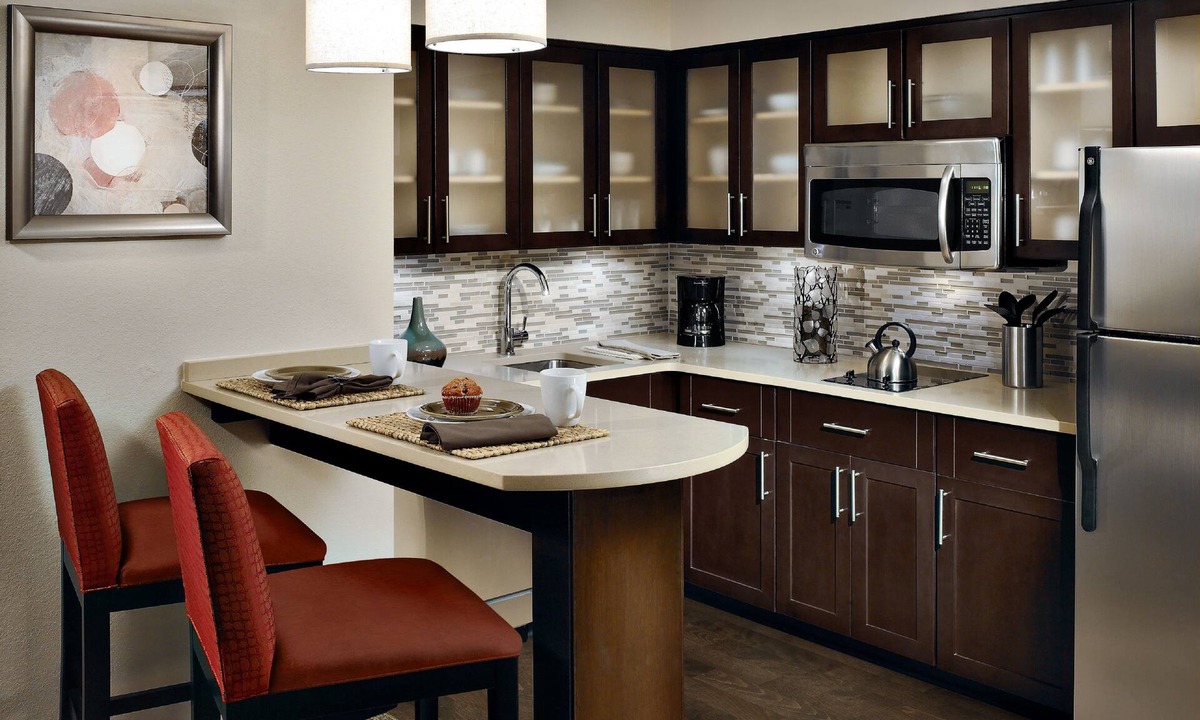 Lake Jackson Hotel | Staybridge Suites Lake Jackson by IHG