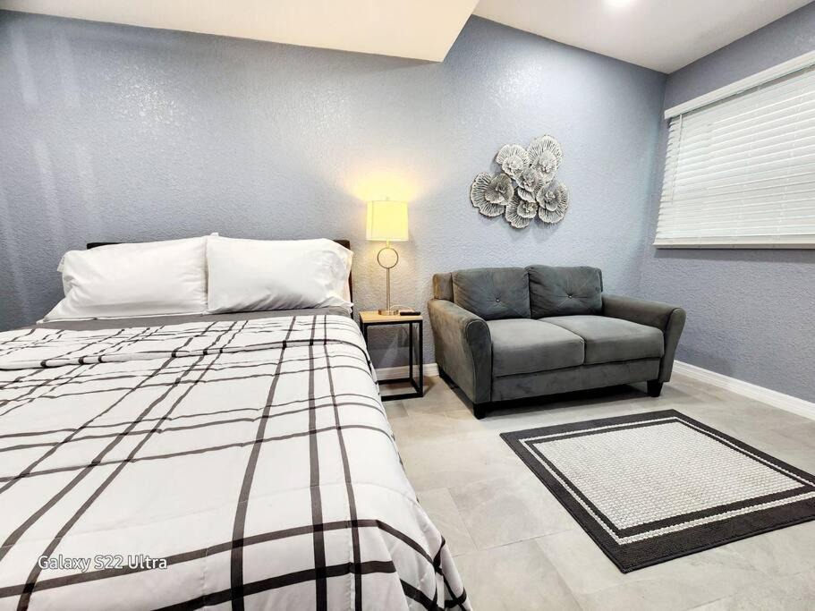 Lakeland Apartment | Studio 3!