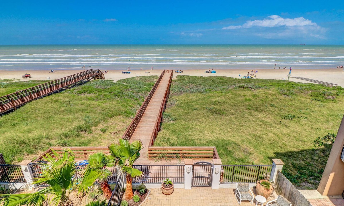 South Padre Island House | Stunning Beachfront Home - Newly remodeled - Sunrises & Sunsets Await!