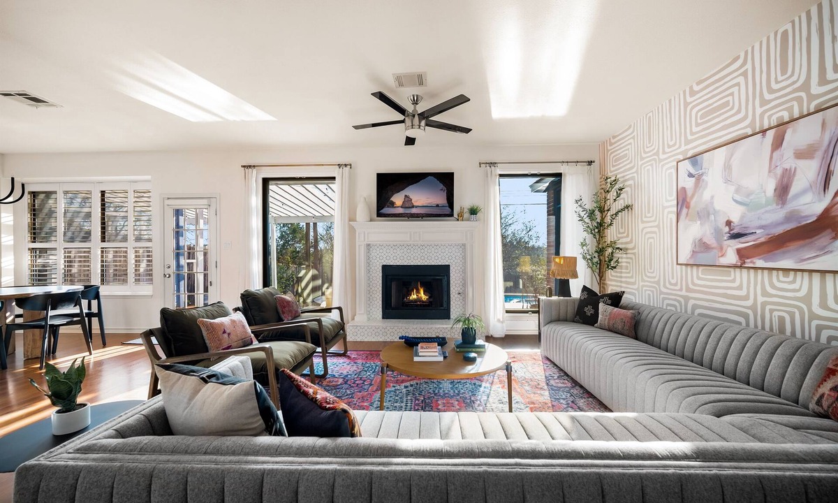 Beckett Meadows House | ~Stunning Designer Home~ Jacuzzi & Fire Pit