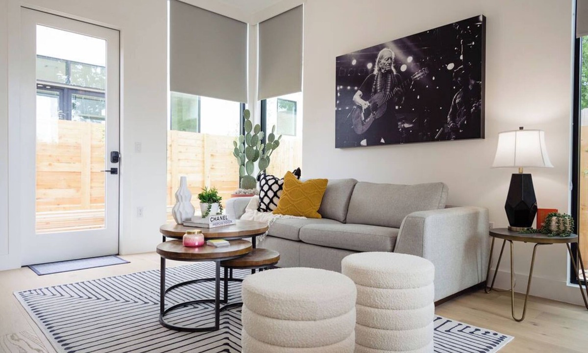 Zilker House | Stylish 2BR Zilker/Barton Springs Home. Walkable, Modern, True Austin Vibes!