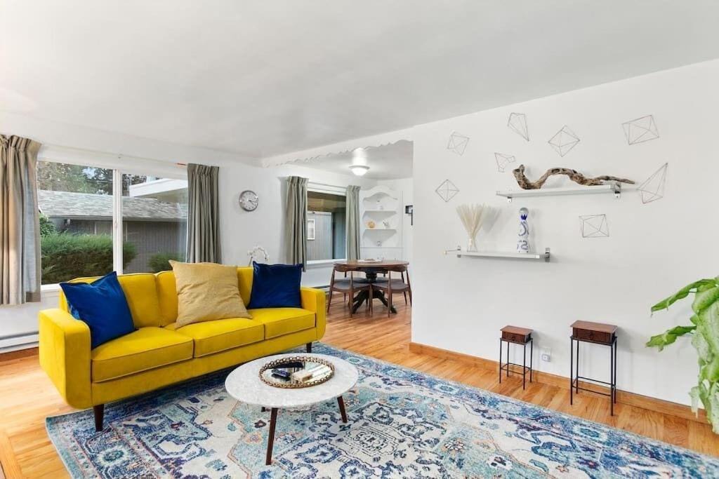 Monroe Apartment | Stylish and Well Appointed in Downtown Monroe.