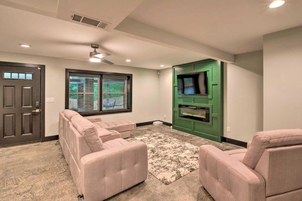 Collier Heights Apartment | Stylish Atlanta Retreat < 7 Mi to Midtown!