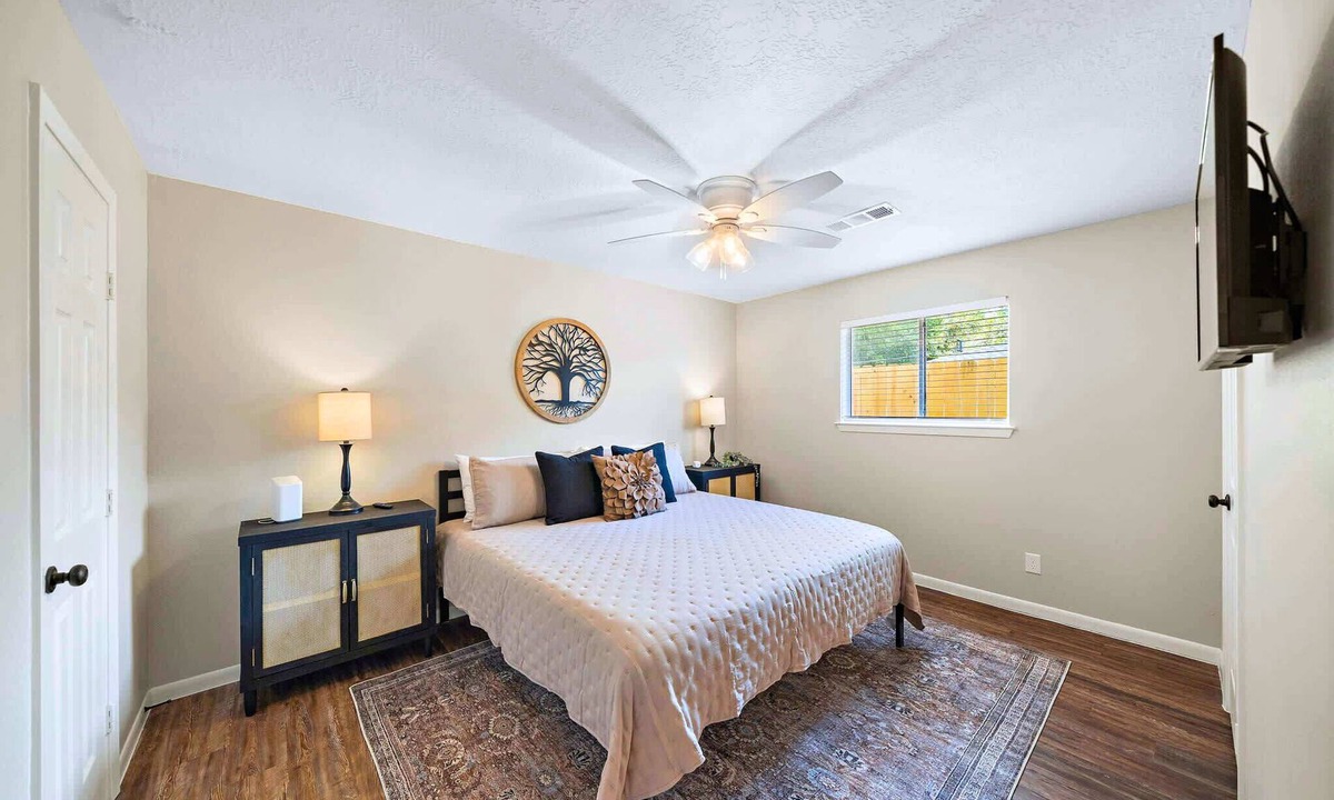 El Lago House | Stylish Family Home : Arcade | Kemah | Work Desk
