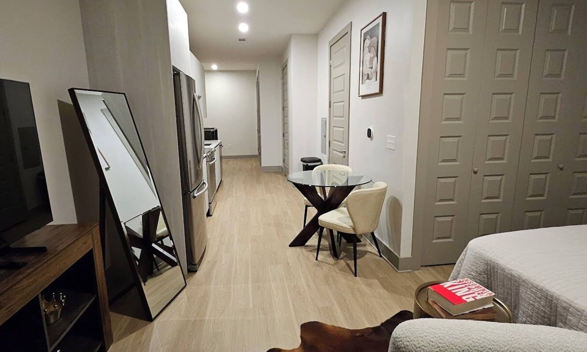 Home Park Apartment | Stylish Studio in Midtown ATL