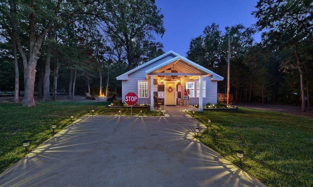 Wills Point Cottage | Stylish Wills Point Cottage near Dallas Ideal for Romantic Getaways in Texas