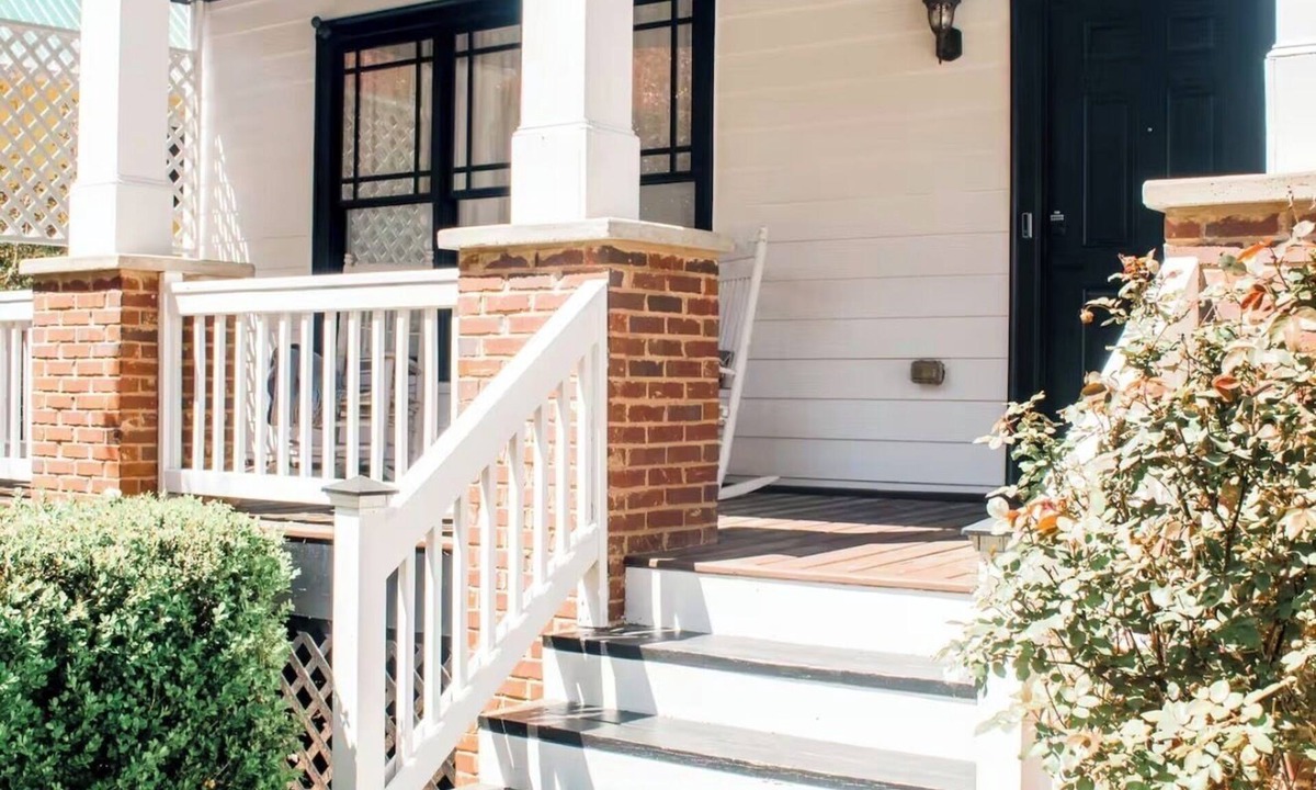 Belvedere Park House | Stylish Zen Retreat in Decatur Near Dining, BeltLine & Atlanta Hotspots