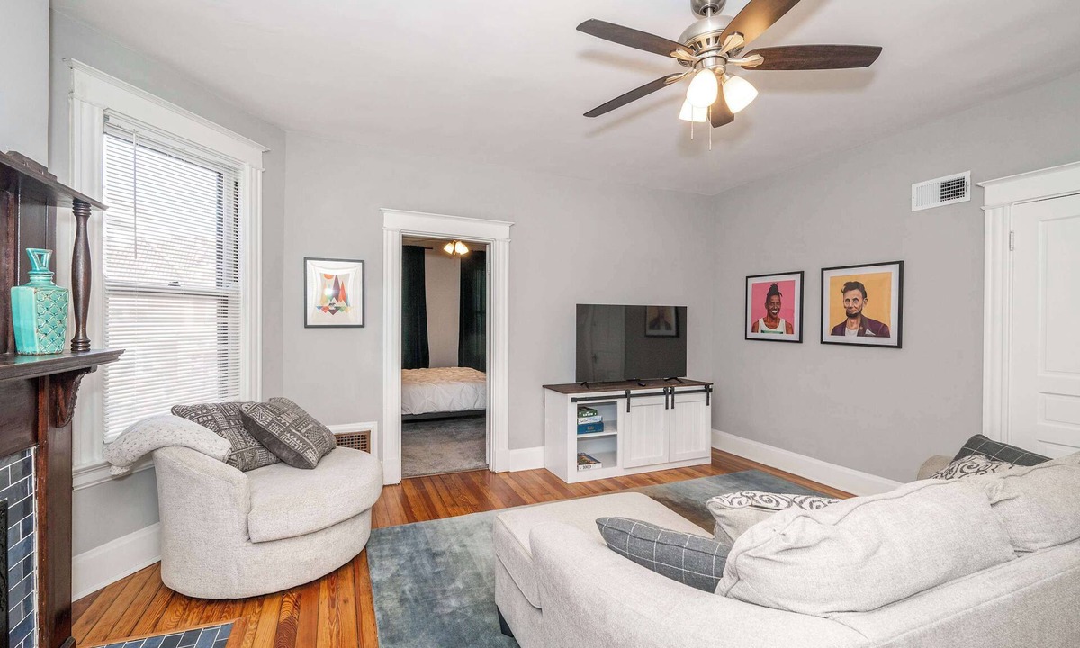 Covington Condo | Suites on Main 2 Summ