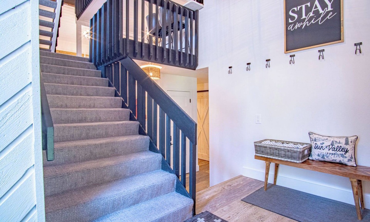 Elkhorn Village Condo | Sunburst 33 - 3BD + Loft + Resort Amenities