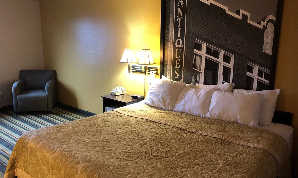 Coeur d'Alene Hotel | Super 8 by Wyndham Coeur d'Alene