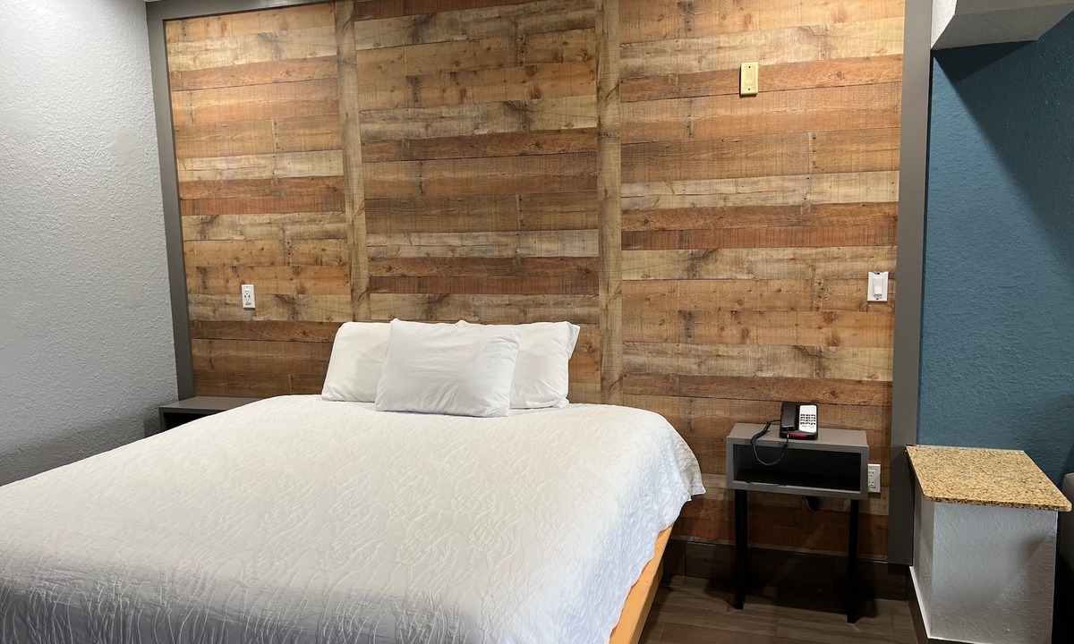 Clodine Hotel | Symphony Inn and Suites