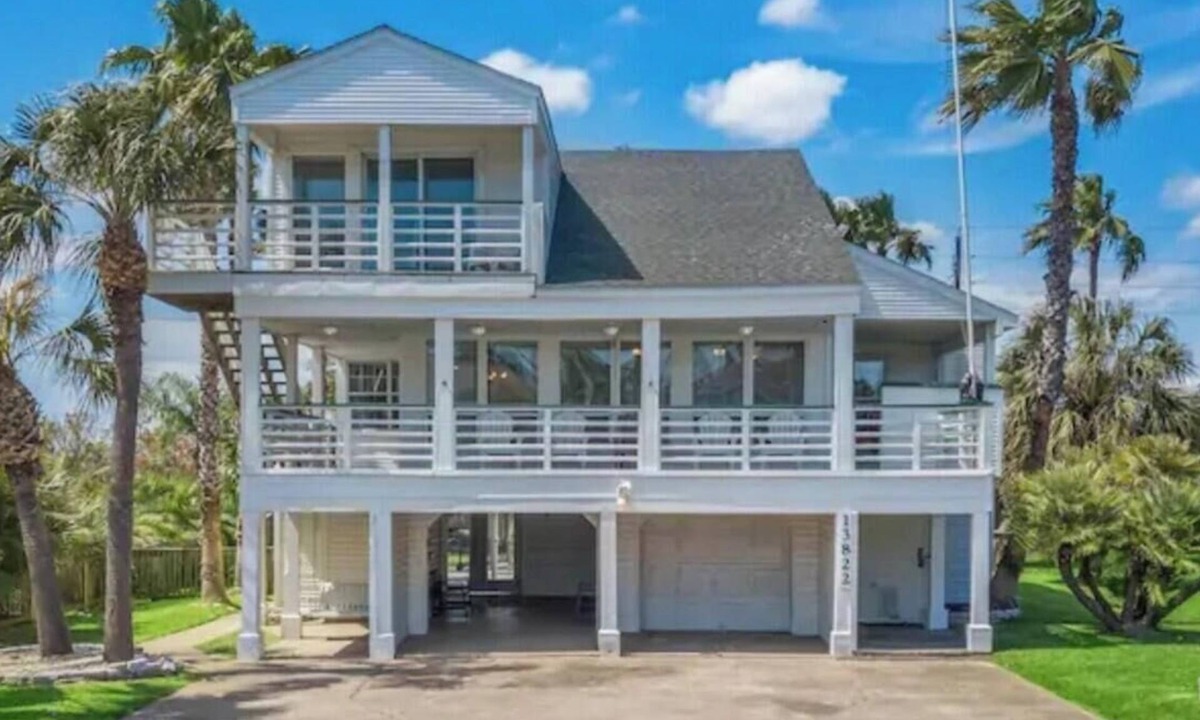 Pirates Beach House | Texas Vacation Home with Pool, Near the Beach