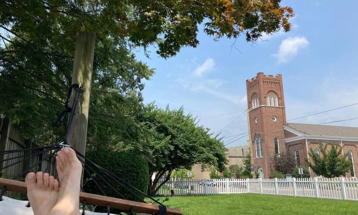 Troy House | That Corner Lot-Charming Downtown Home w/Side Yard