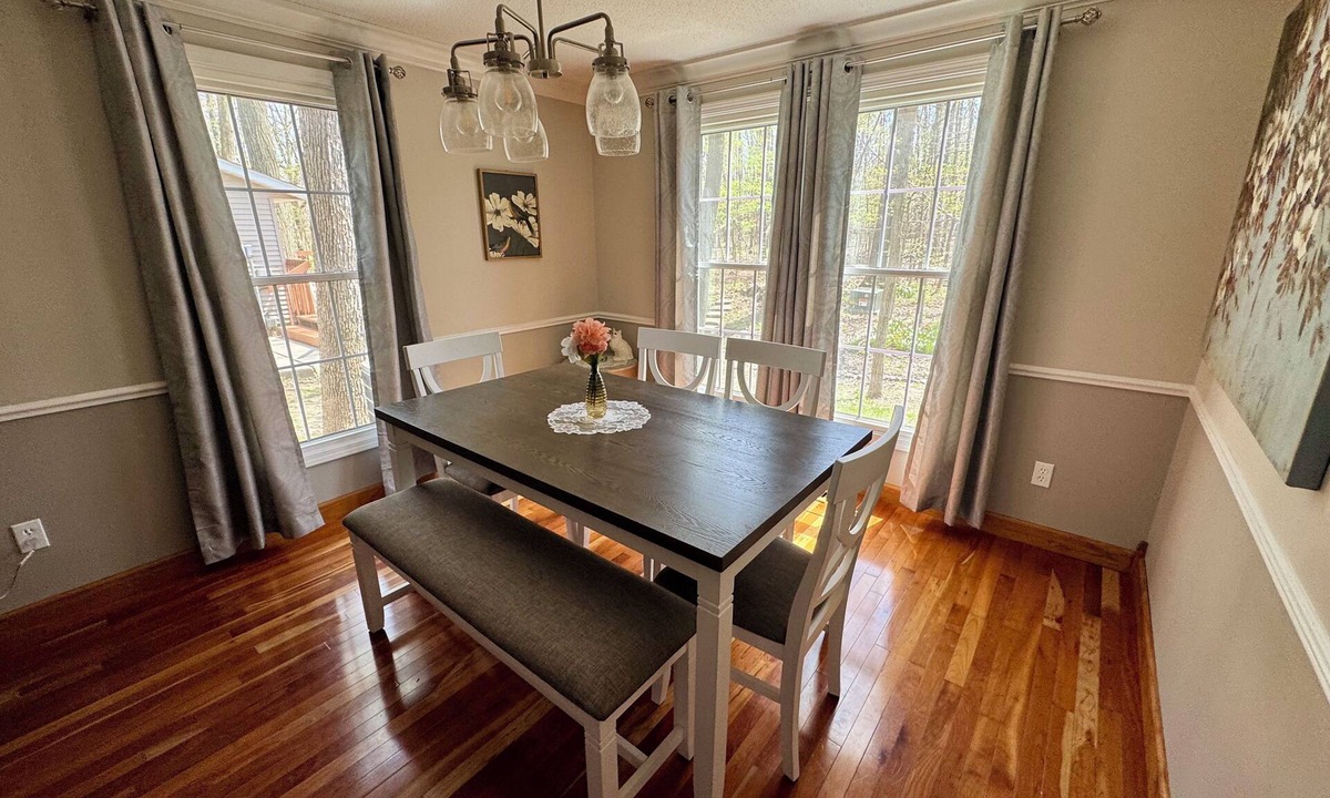 Bryan House | The Big Blue House – Spacious Bryan Retreat w/Game Room & Dog-Friendly Yard